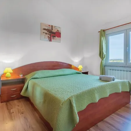 Appartement Stunning In With Wifi